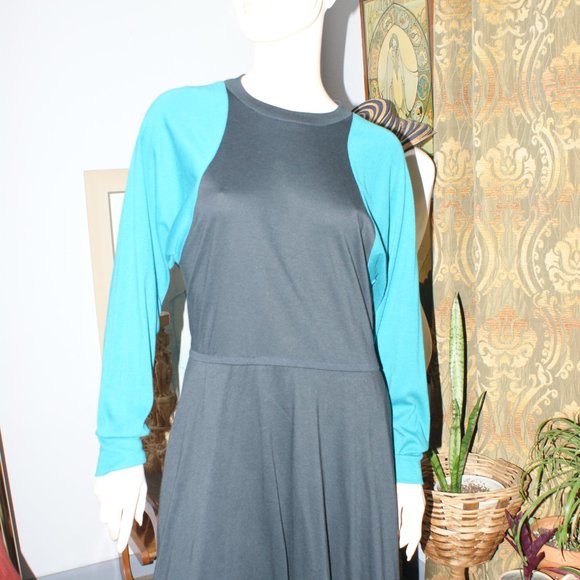 Vintage Patti Cappalli Black and Green Midi Dress - Picture 5 of 11
